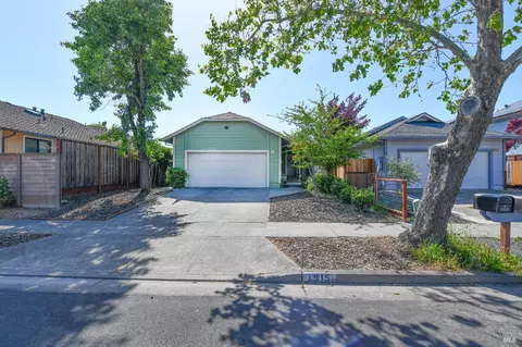 1915 Waltzer Rd, Santa Rosa, CA 95403