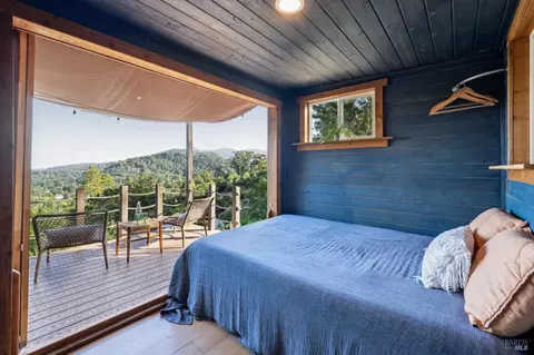 Bedroom - 7 Upper Ridgeway Ave, Fairfax, CA 94930 photo 11 of 12