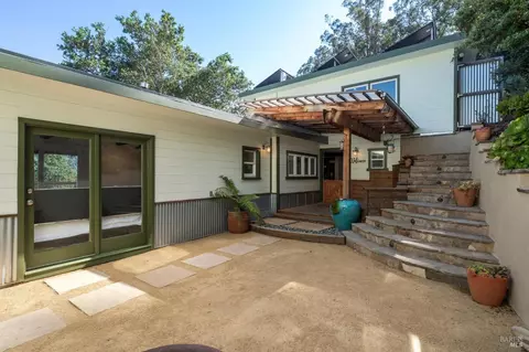 Exterior - 7 Upper Ridgeway Ave, Fairfax, CA 94930 photo 10 of 20