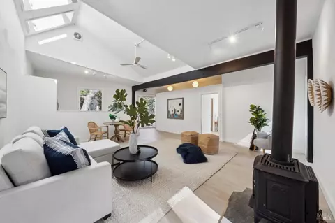Living - 7 Upper Ridgeway Ave, Fairfax, CA 94930 photo 4 of 4