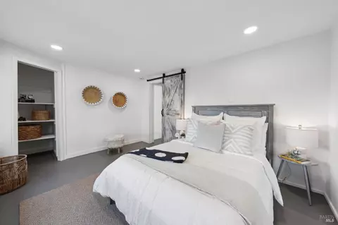 Bedroom - 7 Upper Ridgeway Ave, Fairfax, CA 94930 photo 7 of 12