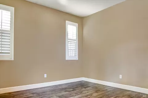 566 Chaparral Loop, Vacaville, CA 95688 photo 4