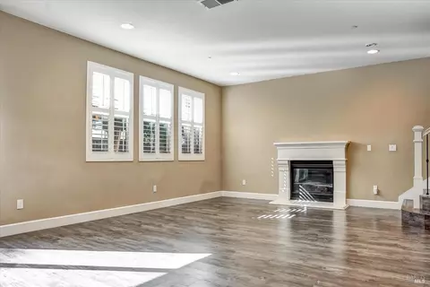 566 Chaparral Loop, Vacaville, CA 95688 photo 9