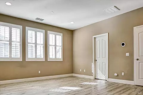566 Chaparral Loop, Vacaville, CA 95688 photo 19