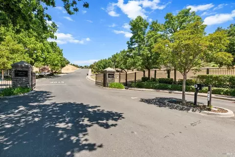 2018 Pinecrest Ct, Vacaville, CA 95688 photo 15