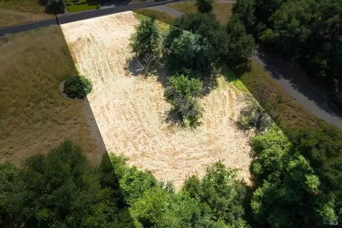 2018 Pinecrest Ct, Vacaville, CA 95688 photo 4