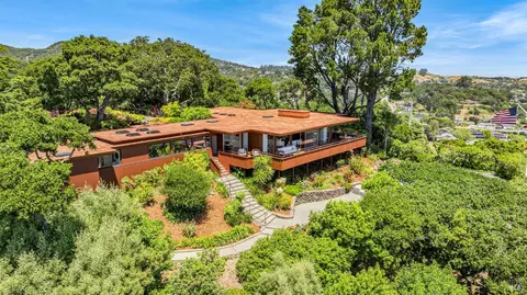 125 Bayview Dr, San Rafael, CA 94901
