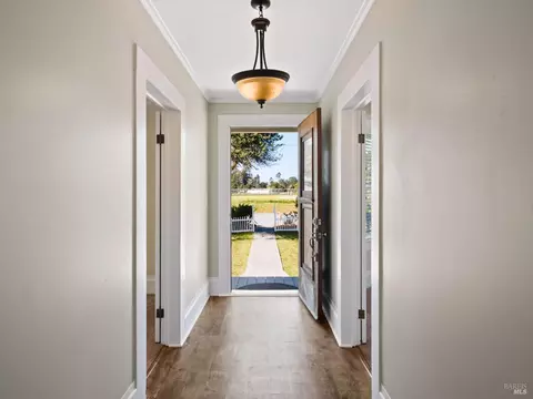 Entry Way - 822 E Laurel St, Fort Bragg, CA 95437 photo 1 of 1