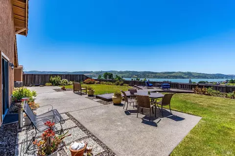 Exterior - 844 Corrigan Ct, Benicia, CA 94510 photo 16 of 18