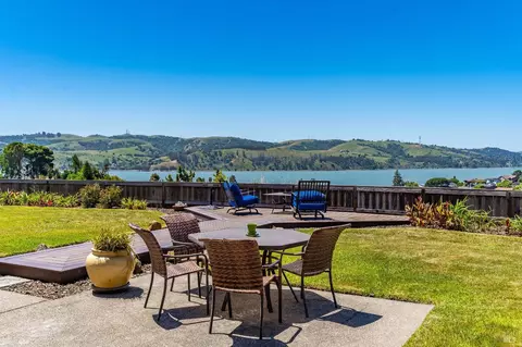 Exterior - 844 Corrigan Ct, Benicia, CA 94510 photo 15 of 18