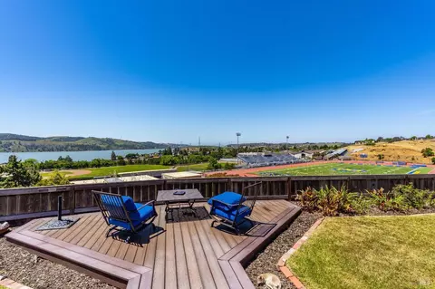 Exterior - 844 Corrigan Ct, Benicia, CA 94510 photo 4 of 18