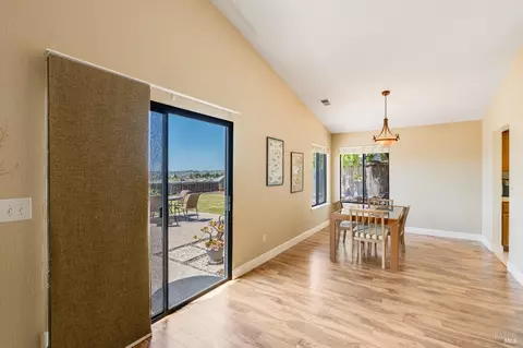 Dining - 844 Corrigan Ct, Benicia, CA 94510 photo 1 of 2