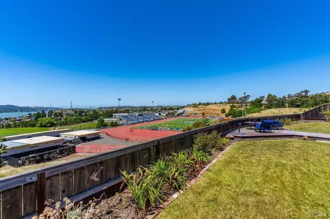 View/Area - 844 Corrigan Ct, Benicia, CA 94510 photo 1 of 9