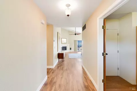 Entry Way - 844 Corrigan Ct, Benicia, CA 94510 photo 2 of 2