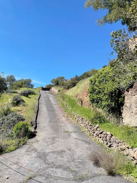 540 Westgate Dr, Napa, CA 94558 photo 2