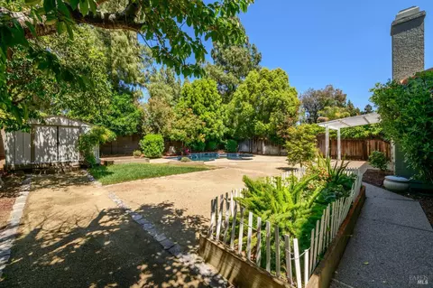 473 Stanford St, Vacaville, CA 95687