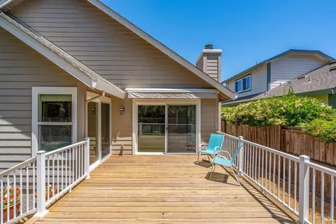 Exterior - 643 Gregory Cir, Sonoma, CA 95476 photo 8 of 15