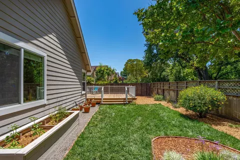 Exterior - 643 Gregory Cir, Sonoma, CA 95476 photo 12 of 15