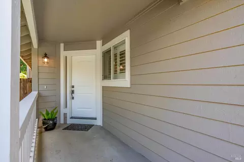Exterior - 643 Gregory Cir, Sonoma, CA 95476 photo 5 of 15