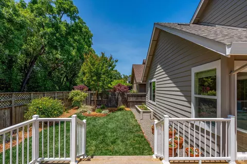 Exterior - 643 Gregory Cir, Sonoma, CA 95476 photo 9 of 15