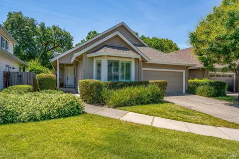Exterior - 643 Gregory Cir, Sonoma, CA 95476 photo 1 of 15