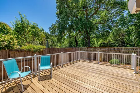 Exterior - 643 Gregory Cir, Sonoma, CA 95476 photo 7 of 15