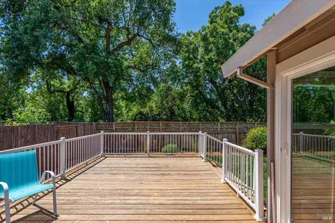Exterior - 643 Gregory Cir, Sonoma, CA 95476 photo 6 of 15