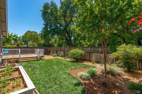 Exterior - 643 Gregory Cir, Sonoma, CA 95476 photo 11 of 15