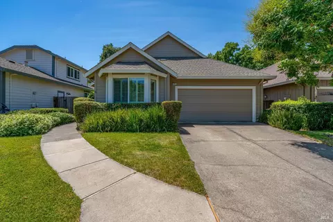 Exterior - 643 Gregory Cir, Sonoma, CA 95476 photo 3 of 15