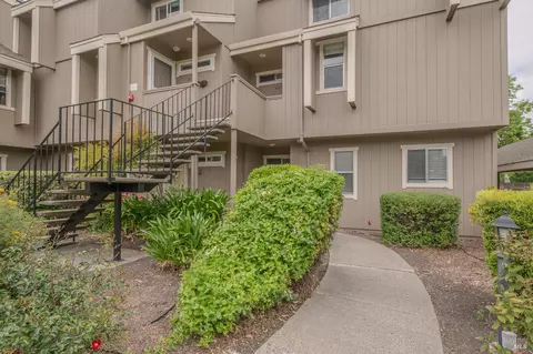 7659 Camino Colegio, Rohnert Park, CA 94928