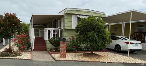 502 Cherry Ln, Napa, CA 94558