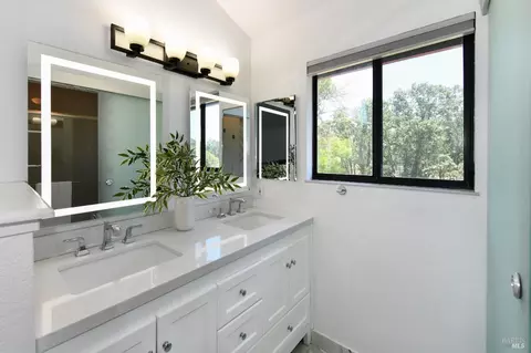 88 Diana Ct, Windsor, CA 95492 photo 18