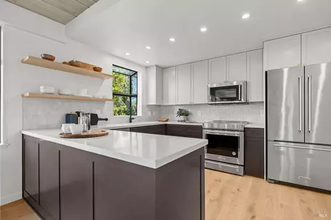 Kitchen - 95 Monte Mar Dr, Sausalito, CA 94965 photo 1 of 4