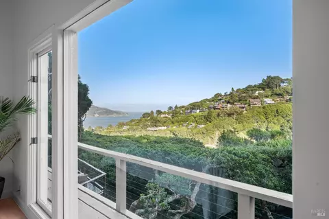 View/Area - 95 Monte Mar Dr, Sausalito, CA 94965 photo 2 of 14
