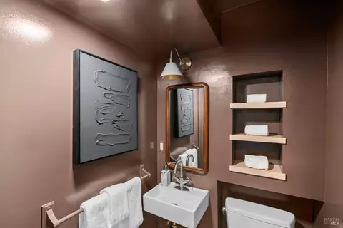Bath - 95 Monte Mar Dr, Sausalito, CA 94965 photo 5 of 5
