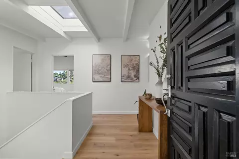 Entry Way - 95 Monte Mar Dr, Sausalito, CA 94965 photo 1 of 4