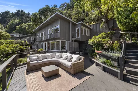 Exterior - 95 Monte Mar Dr, Sausalito, CA 94965 photo 6 of 7