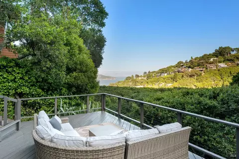 Exterior - 95 Monte Mar Dr, Sausalito, CA 94965 photo 5 of 7