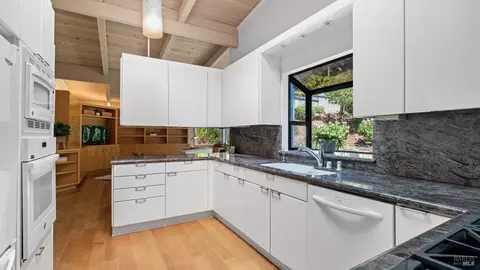 135 Kipling Dr, Mill Valley, CA 94941 photo 13