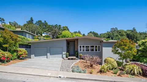 135 Kipling Dr, Mill Valley, CA 94941