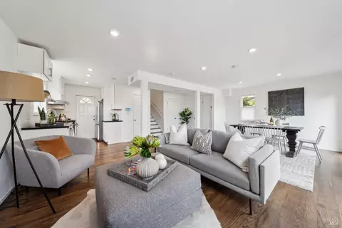21 Buckelew St, Sausalito, CA 94965