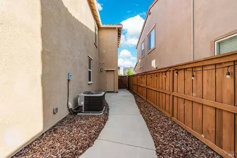 131 Kodiak Dr, Vacaville, CA 95687 photo 40