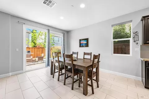 131 Kodiak Dr, Vacaville, CA 95687 photo 13
