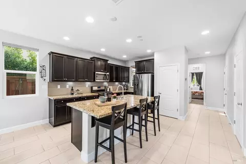 131 Kodiak Dr, Vacaville, CA 95687 photo 10