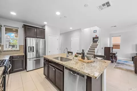 131 Kodiak Dr, Vacaville, CA 95687 photo 11