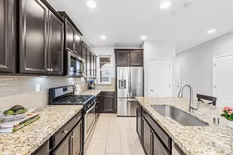 131 Kodiak Dr, Vacaville, CA 95687 photo 9