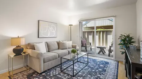 7533 Camino Colegio, Rohnert Park, CA 94928