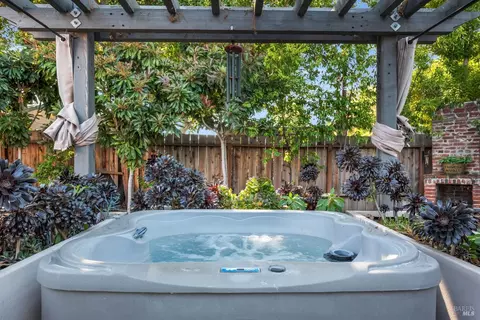 Exterior - 1444 Ohio St, Vallejo, CA 94590 photo 6 of 9