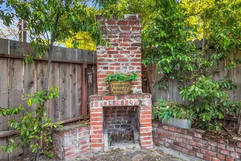 Exterior - 1444 Ohio St, Vallejo, CA 94590 photo 7 of 9