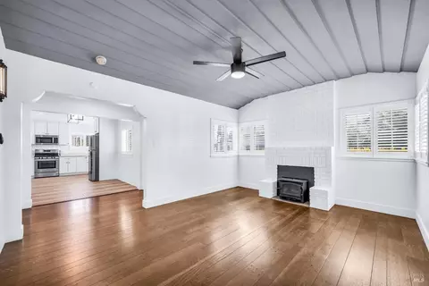 Living - 1444 Ohio St, Vallejo, CA 94590 photo 2 of 2